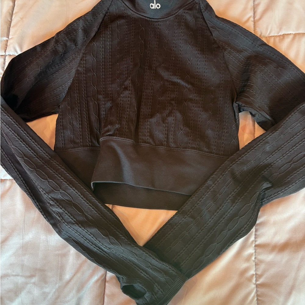 ALO Yoga Brown Cable-Knit Turtleneck Top - Picture 3 of 6